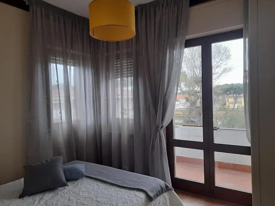 Apartment Appartamento Le Rose Viareggio