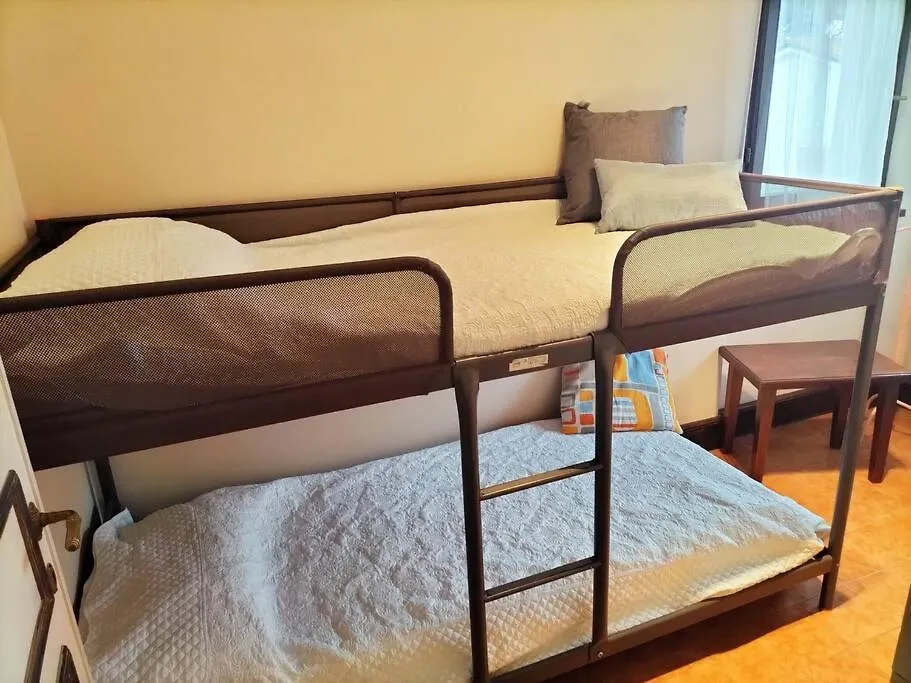 Apartment Appartamento Le Rose Viareggio Italy